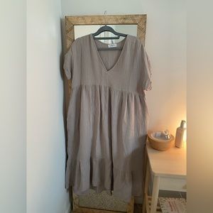 Carly Jean Los Angeles midi dress